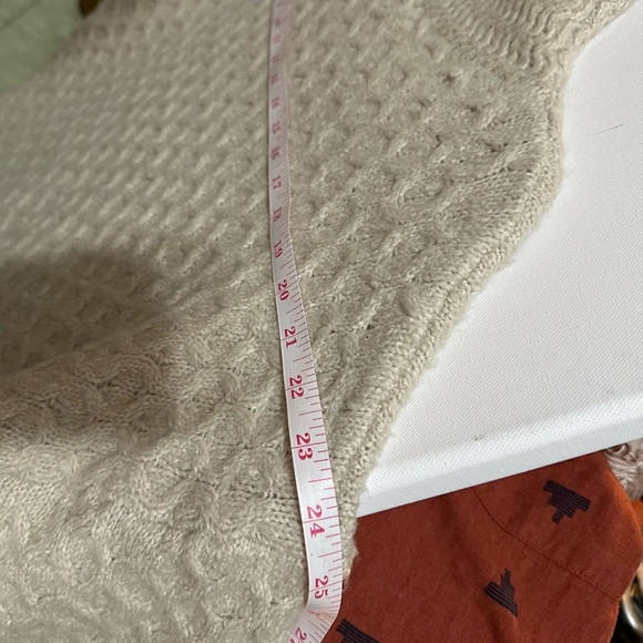 Kut From the Kloth Women's S Cream / Beige Chunky Cable Knit Turtle Neck Sweater - Picture 10 of 11